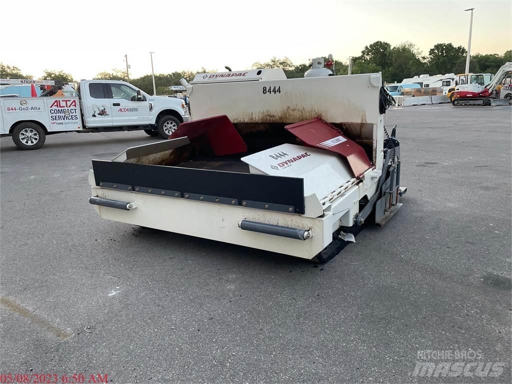 Dynapac FC1300C II アスファルトフィニッシャ