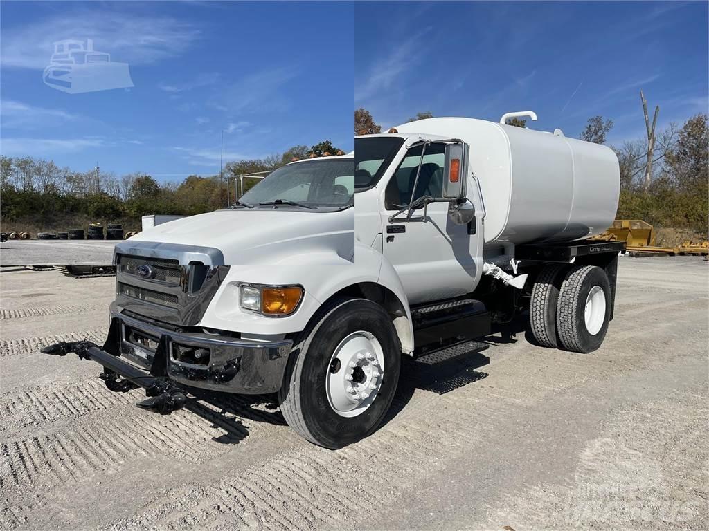 Ford F650 XL SD 給水車
