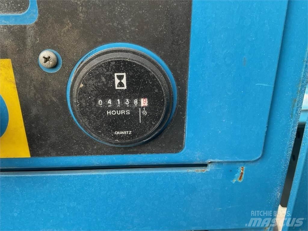 Genie GS4390RT シザースリフト