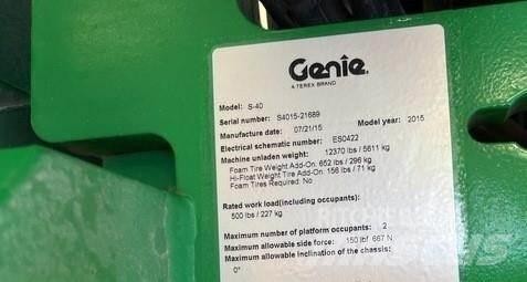 Genie S40 ブームリフト　直伸型