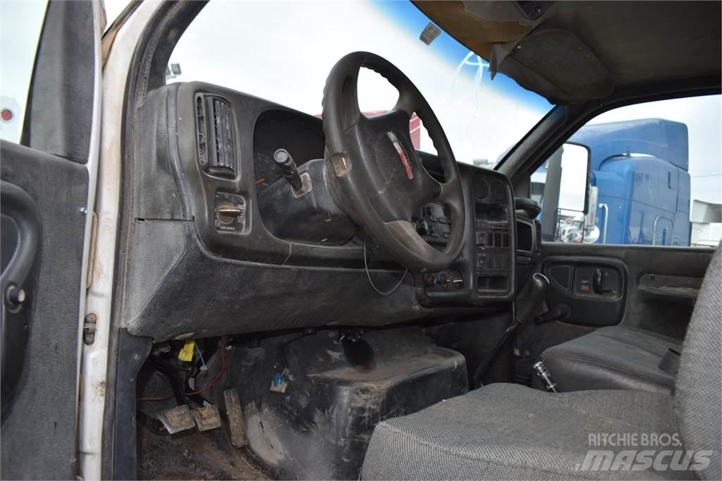 GMC TOPKICK C6500 タンカートラック