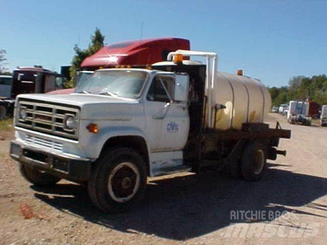 GMC TOPKICK C6500 タンカートラック