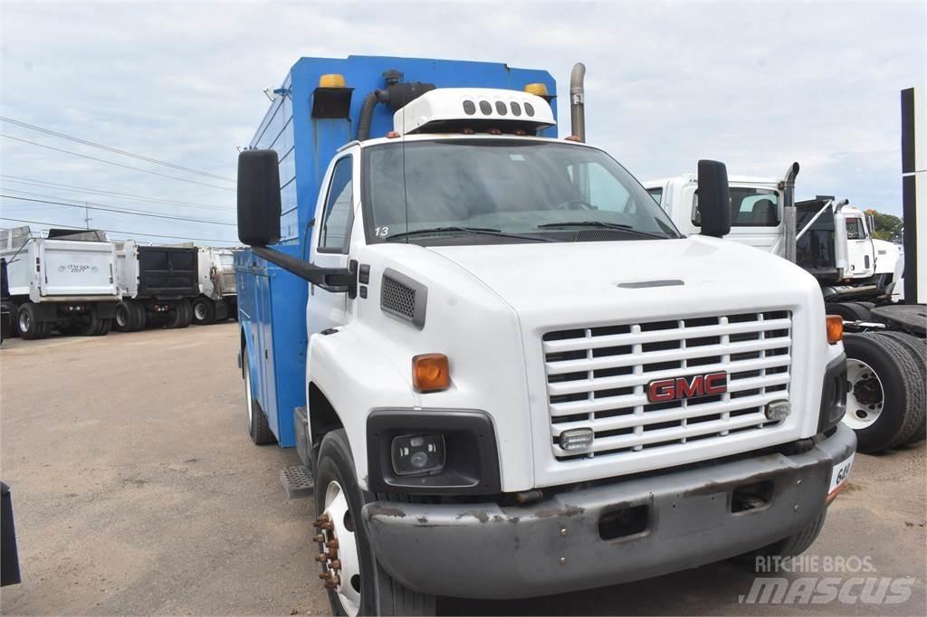 GMC TOPKICK C7500 多目的／汎用車両