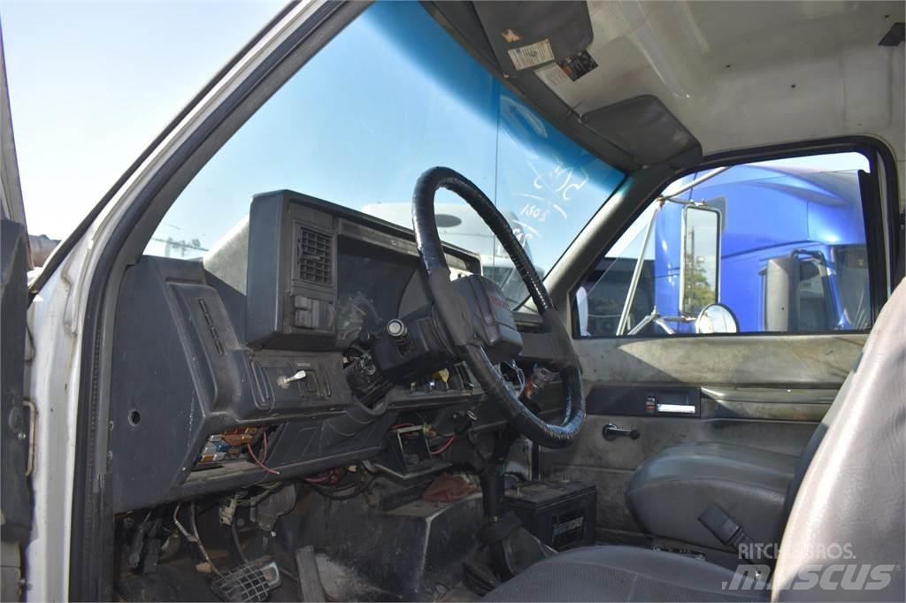 GMC TOPKICK C8500 タンカートラック