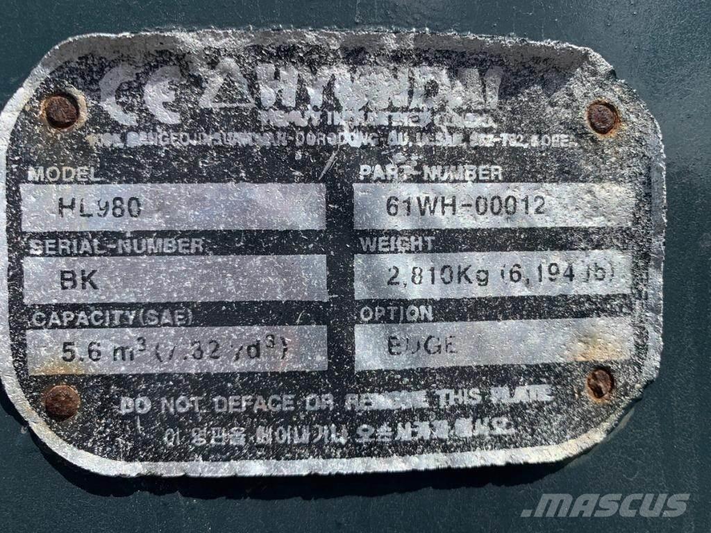Hyundai HL980 ホイールローダー・タイヤショベル