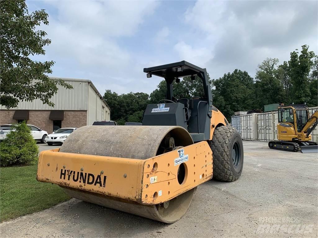 Hyundai HR120C-9 タンデムローラ