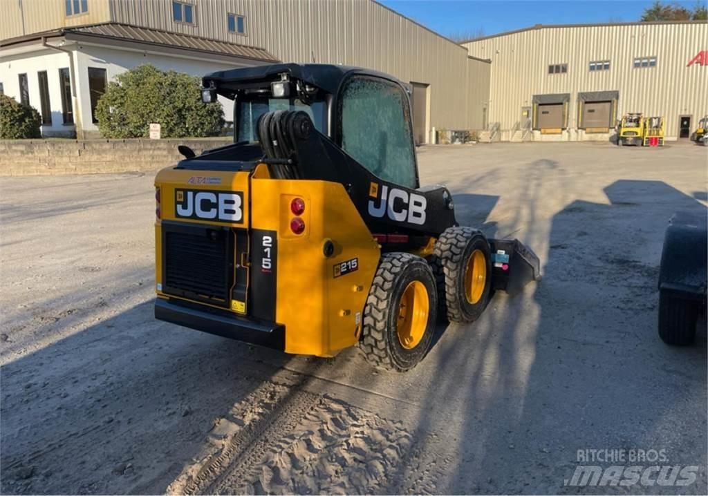 JCB 215 スキッドステアローダー