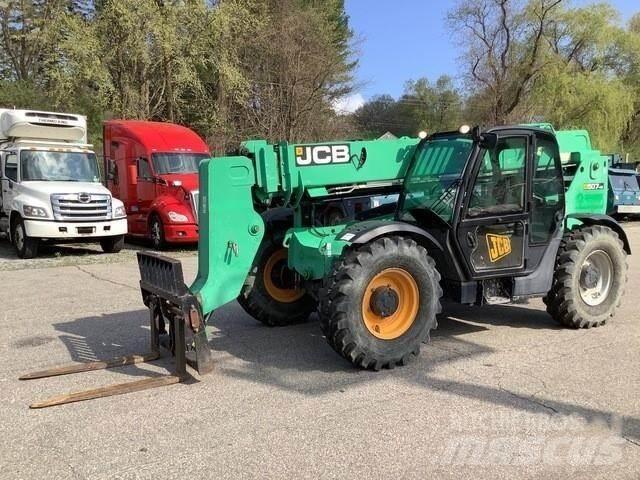 JCB 507-42 テレスコーピックハンドラー