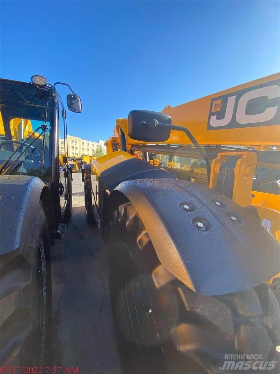 JCB 507-42 テレスコーピックハンドラー