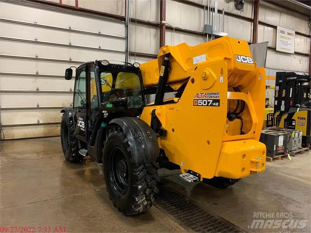 JCB 507-42 テレスコーピックハンドラー