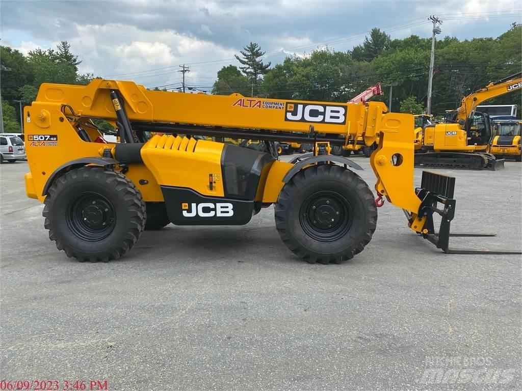 JCB 507-42 テレスコーピックハンドラー