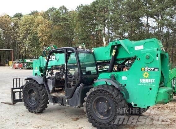 JCB 507-42 テレスコーピックハンドラー