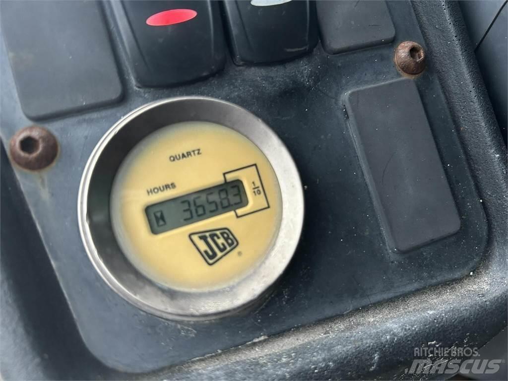 JCB 507-42 テレスコーピックハンドラー
