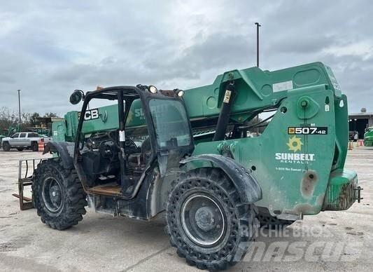 JCB 507-42 テレスコーピックハンドラー