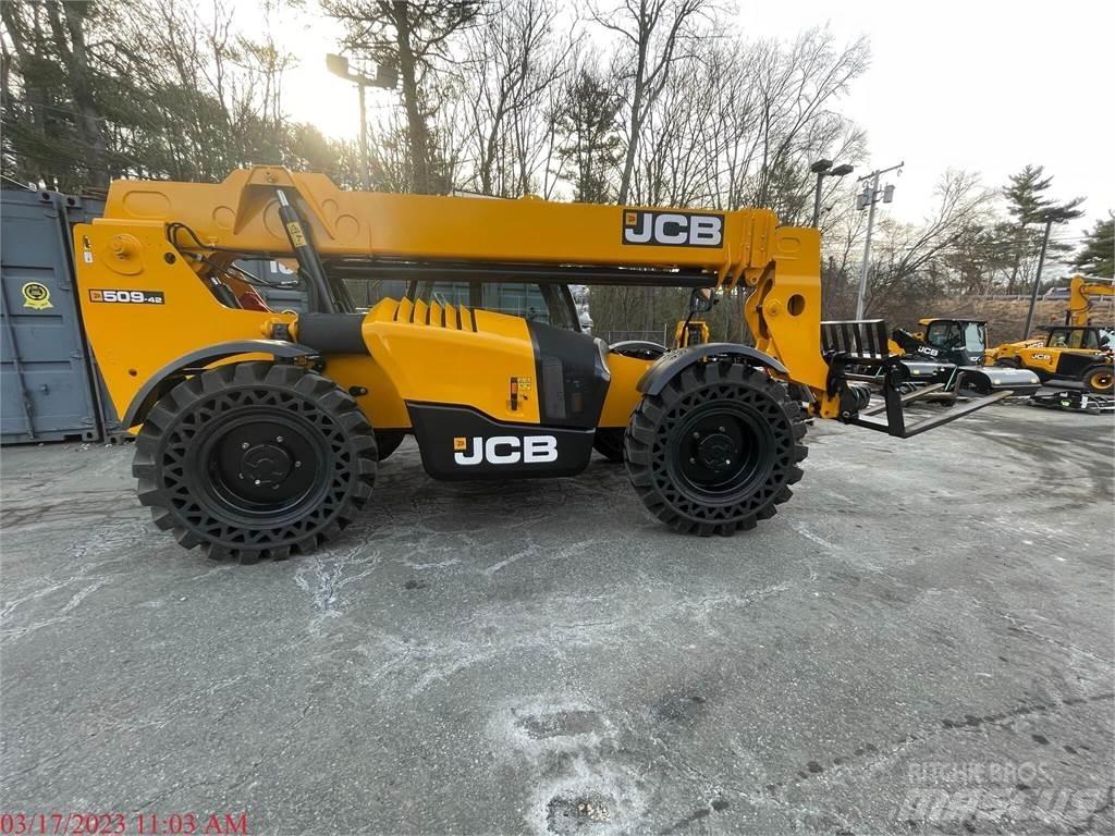 JCB 509-42 テレスコーピックハンドラー