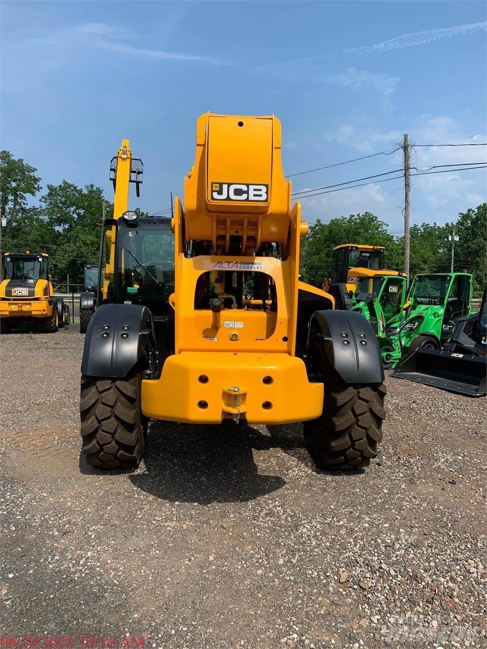 JCB 512-56 テレスコーピックハンドラー
