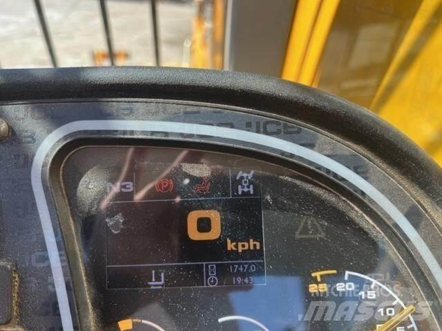 JCB 535-95 テレスコーピックハンドラー