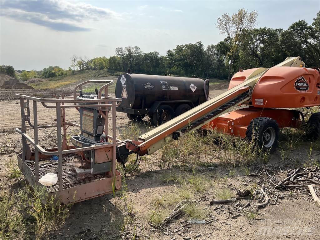 JLG 400S ブームリフト　直伸型