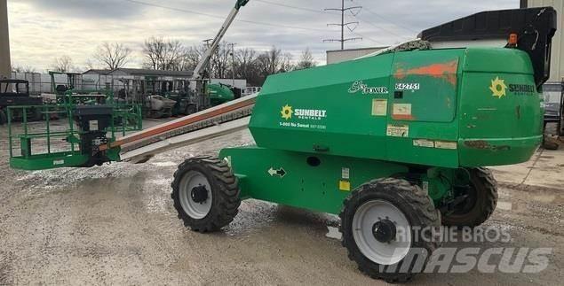 JLG 600S ブームリフト　直伸型
