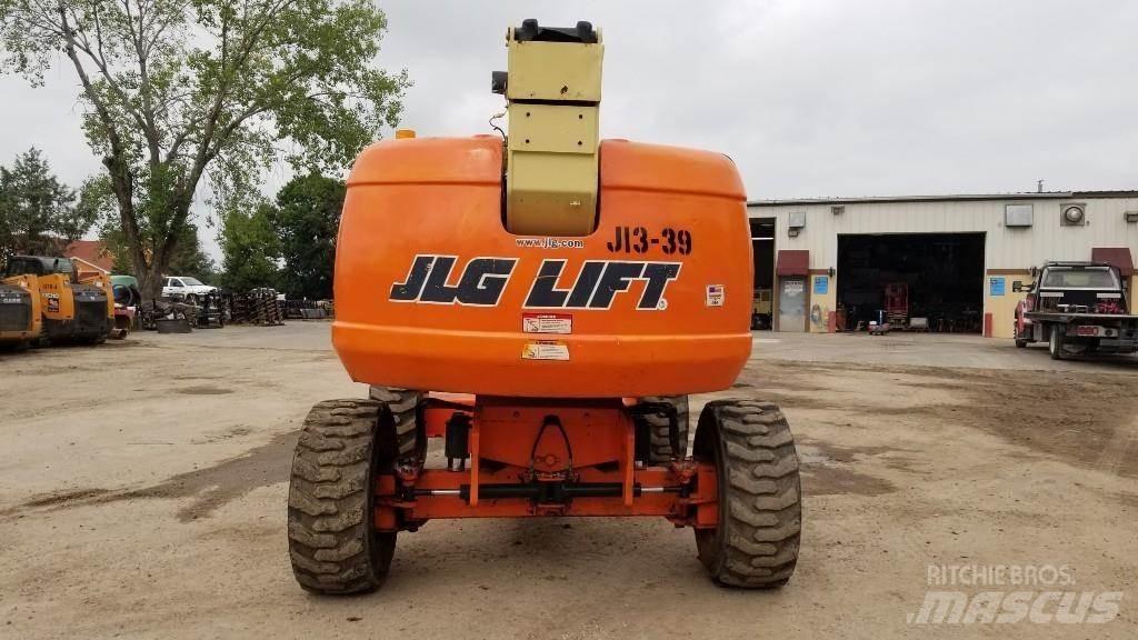 JLG 600S ブームリフト　直伸型