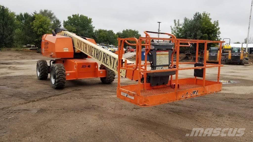 JLG 600S ブームリフト　直伸型