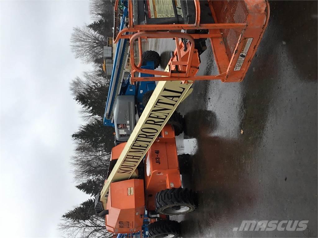 JLG 600S ブームリフト　直伸型