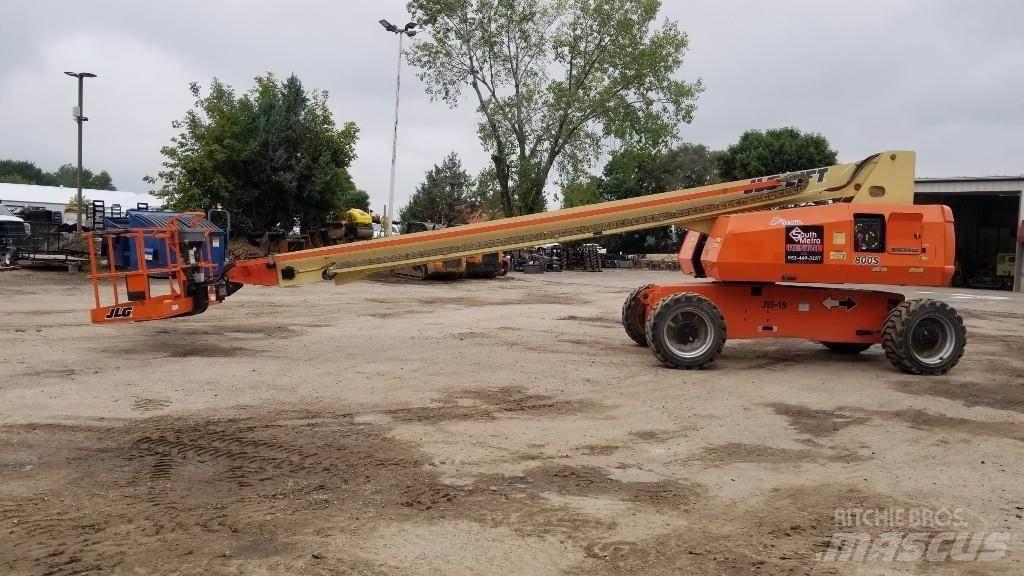 JLG 800S ブームリフト　直伸型
