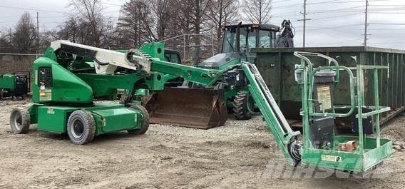 JLG E400AJPN ブームリフト　屈伸型