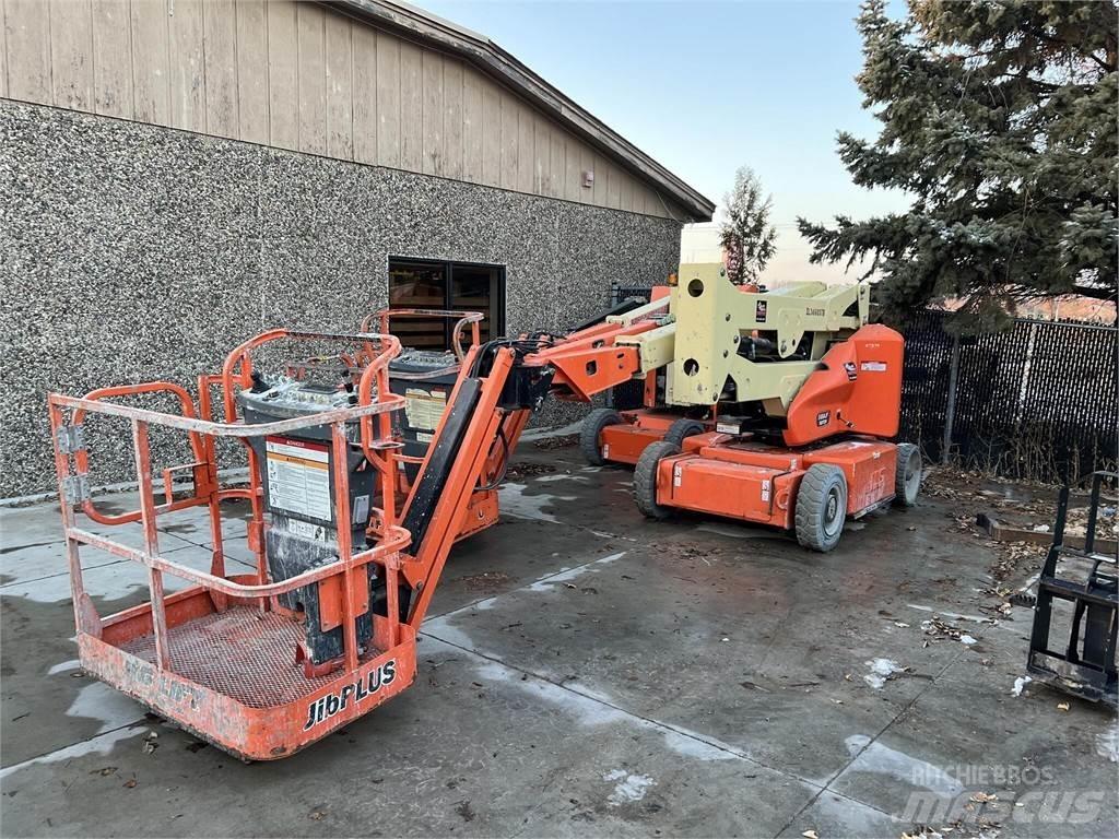 JLG E400AJPN ブームリフト　屈伸型