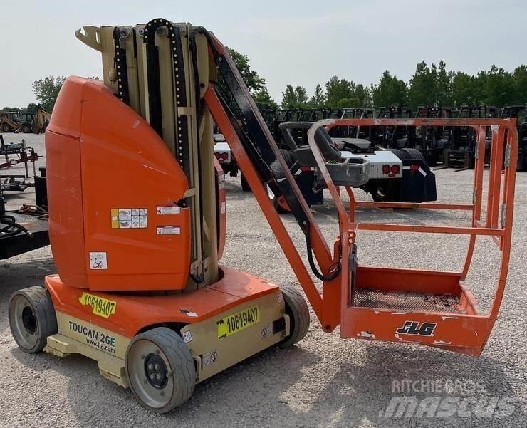 JLG TOUCAN 26E 垂直昇降型リフト
