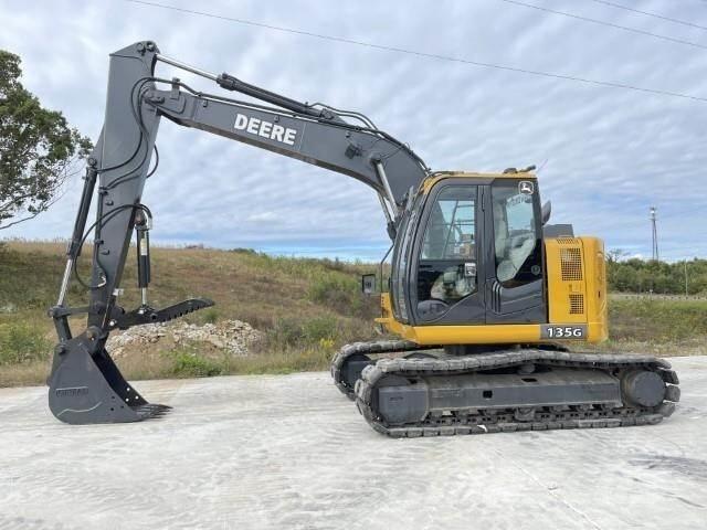 John Deere 135G 大型油圧ショベル12t以上（パワーショベル・ユンボ）