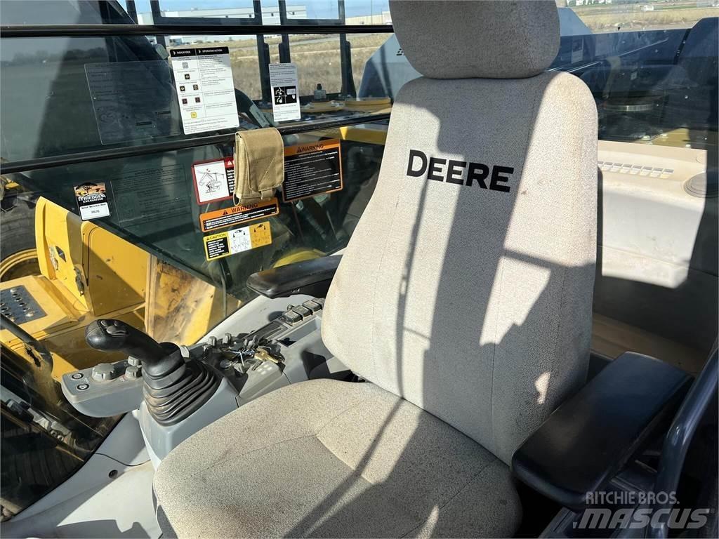 John Deere 210G LC 大型油圧ショベル12t以上（パワーショベル・ユンボ）