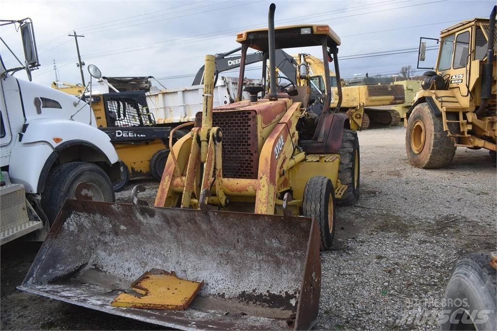 John Deere 310E バックホーローダー