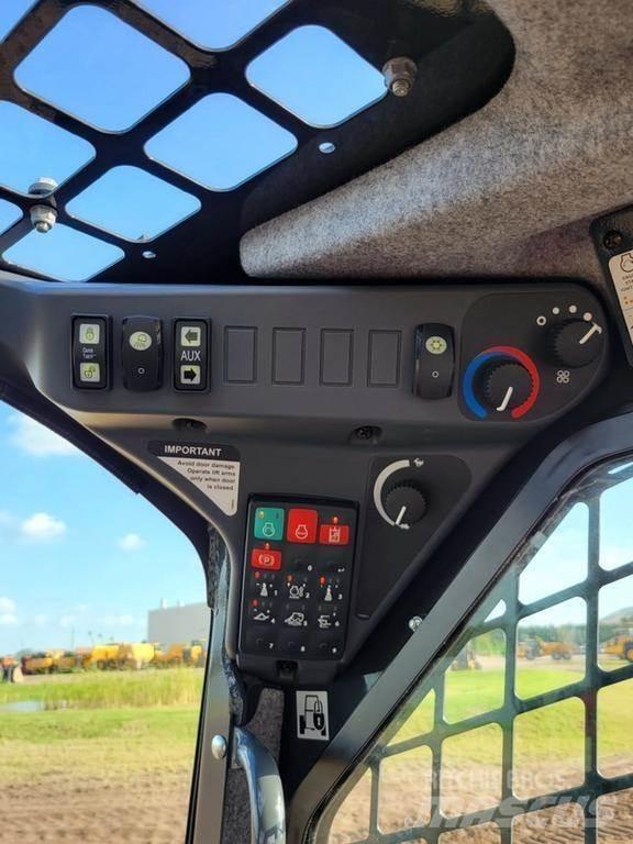 John Deere 325G スキッドステアローダー