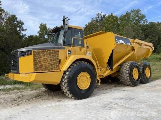 John Deere 460E アーティキュレート式ダンプトラック
