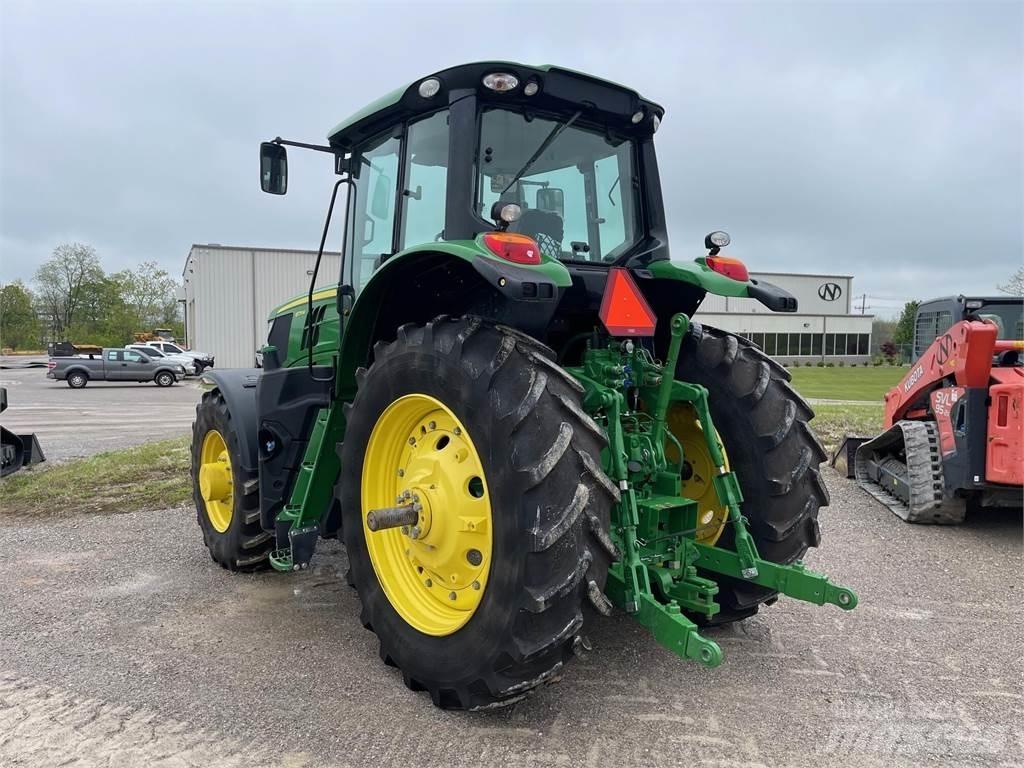 John Deere 6175M トラクター