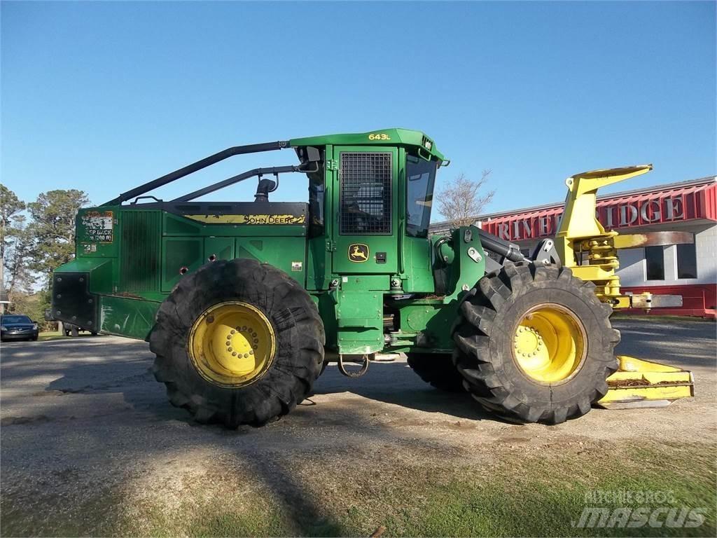 John Deere 643L フェラーバンチャー