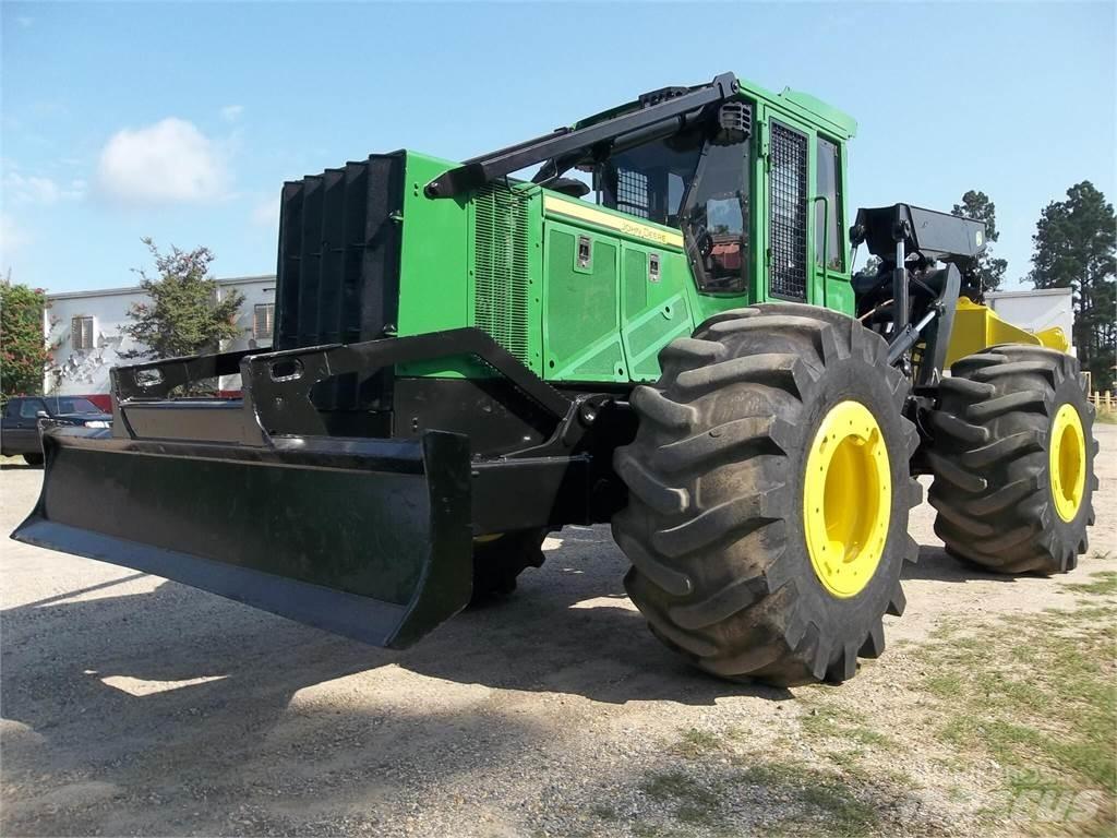 John Deere 648H スキッダー