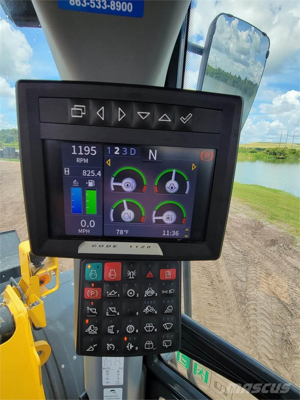 John Deere 744L ホイールローダー・タイヤショベル
