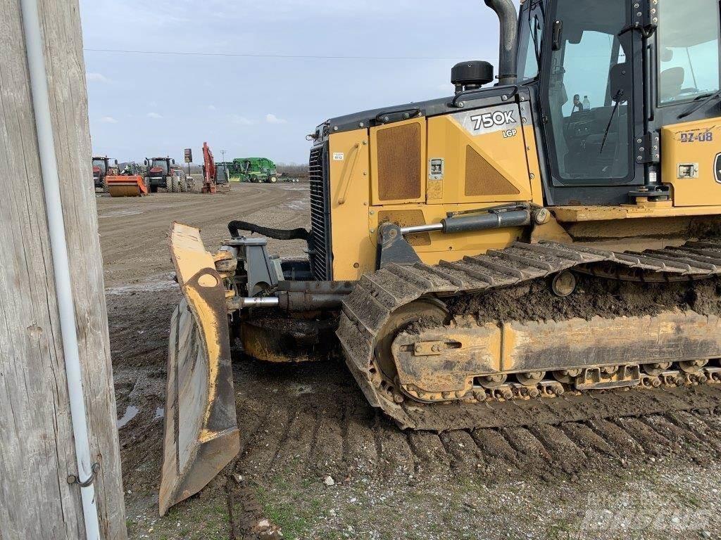 John Deere 750K LGP ブルドーザー