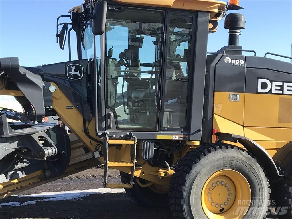 John Deere 872G モーターグレーダー