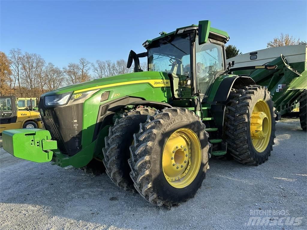 John Deere 8R 370 トラクター