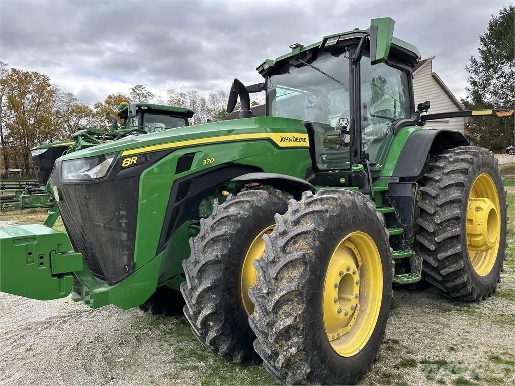 John Deere 8R 370 トラクター