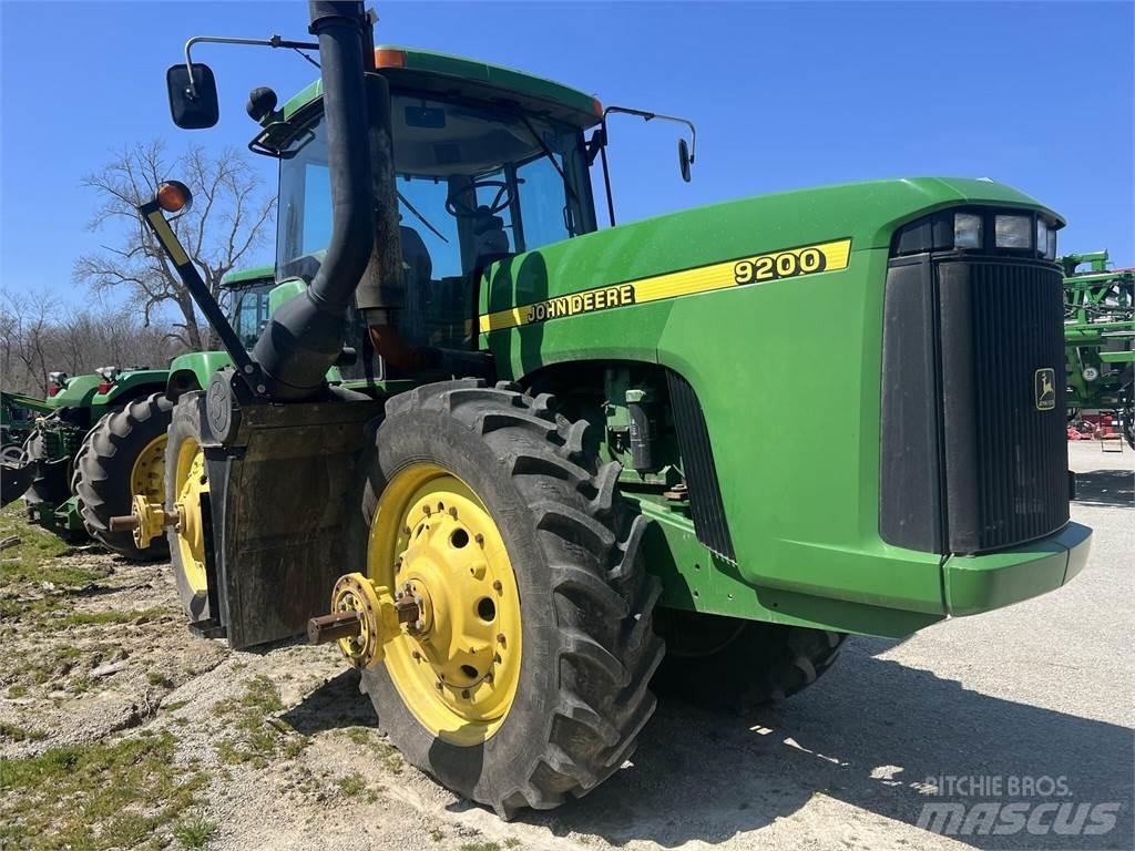 John Deere 9200 トラクター