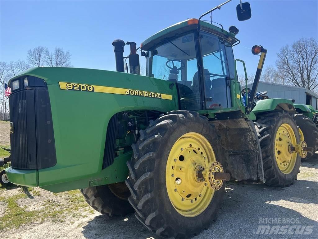 John Deere 9200 トラクター