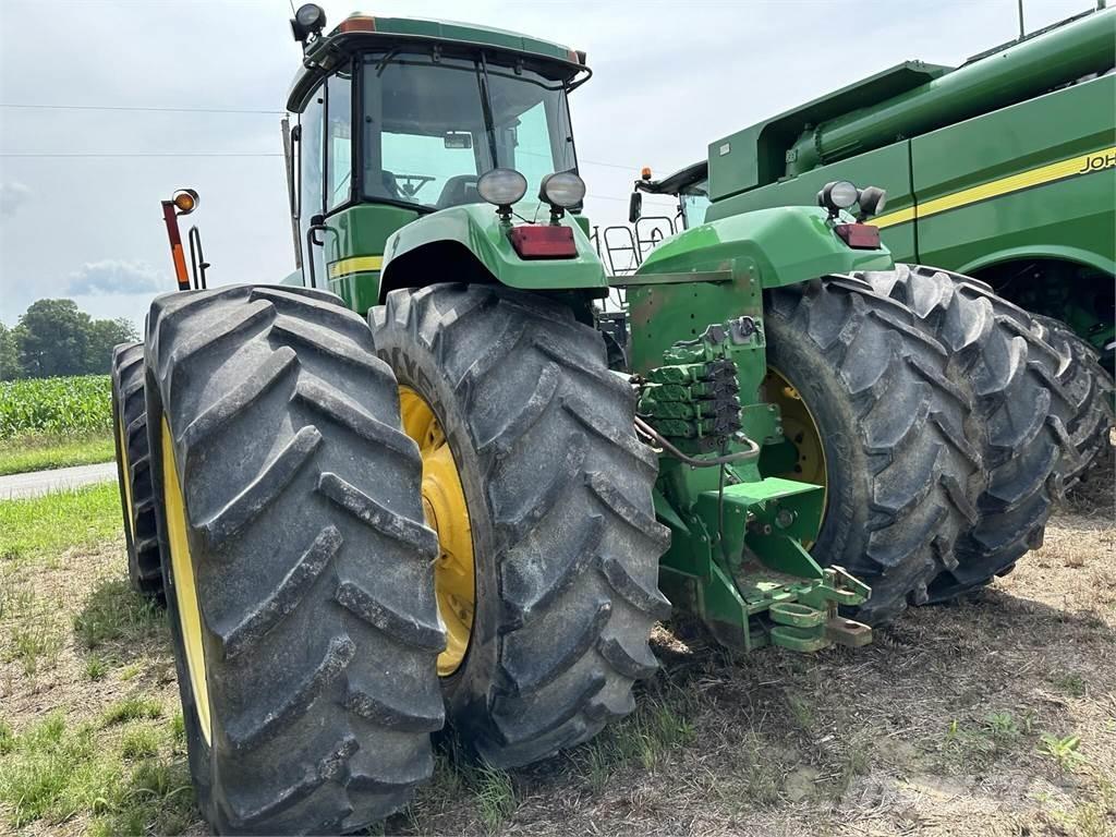 John Deere 9220 トラクター