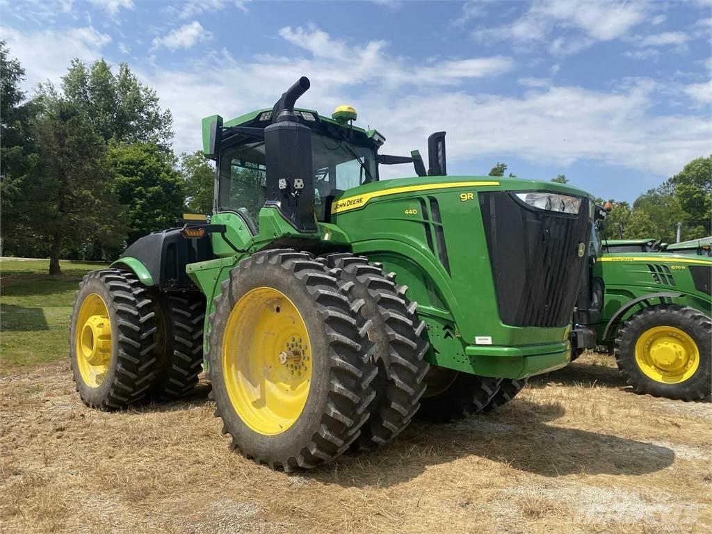 John Deere 9R 440 トラクター
