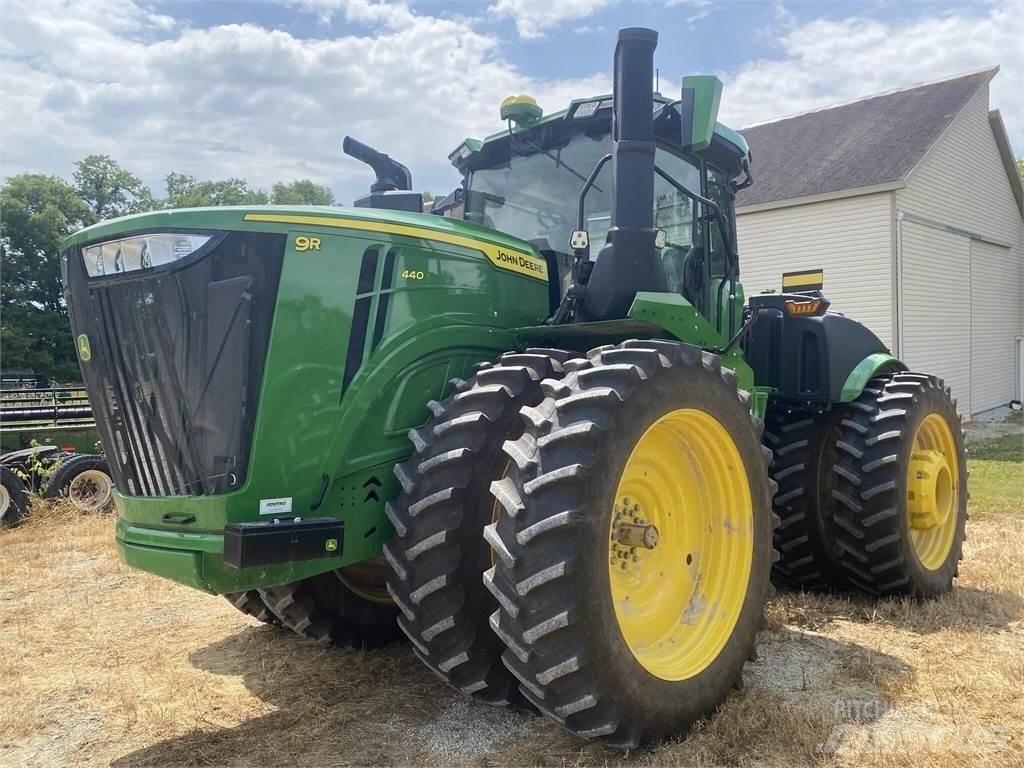 John Deere 9R 440 トラクター