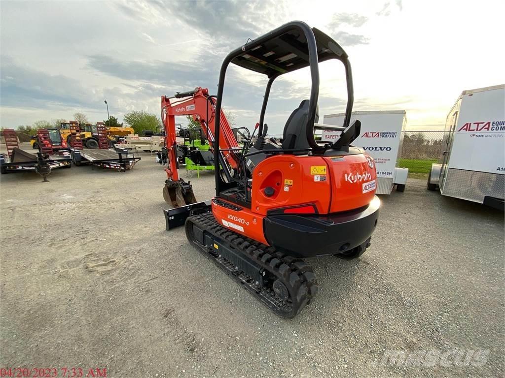 Kubota KX040-4 ミニ油圧ショベル 7t以下（ミニユンボ・ミニディガー）
