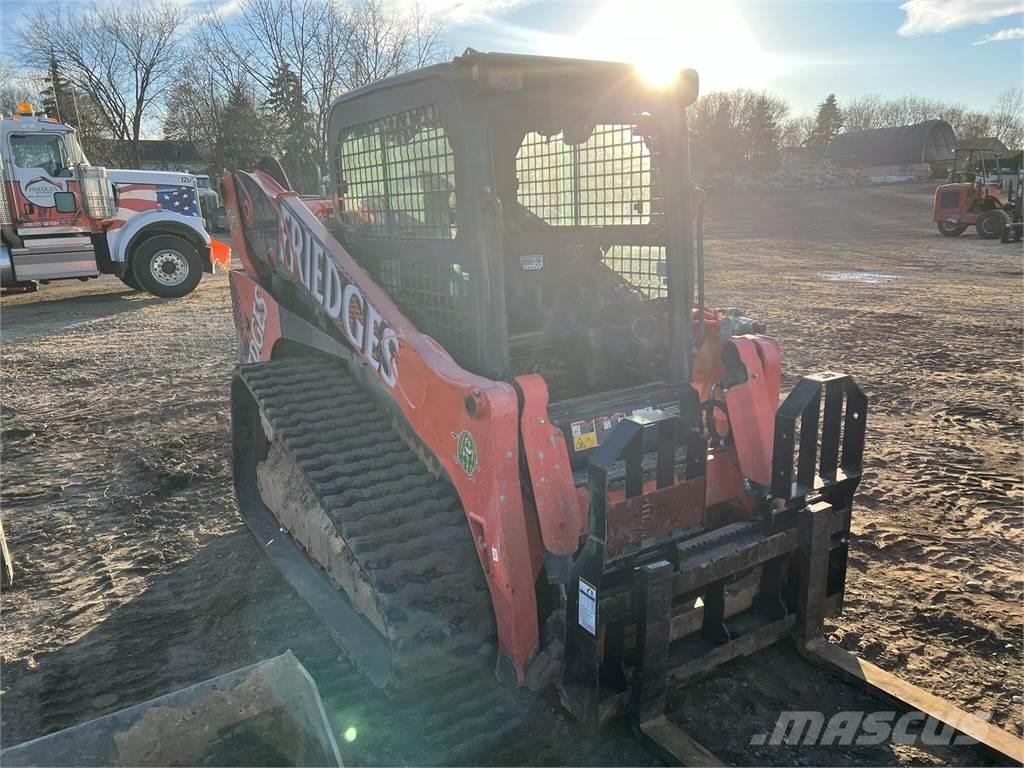 Kubota SVL95-2 スキッドステアローダー